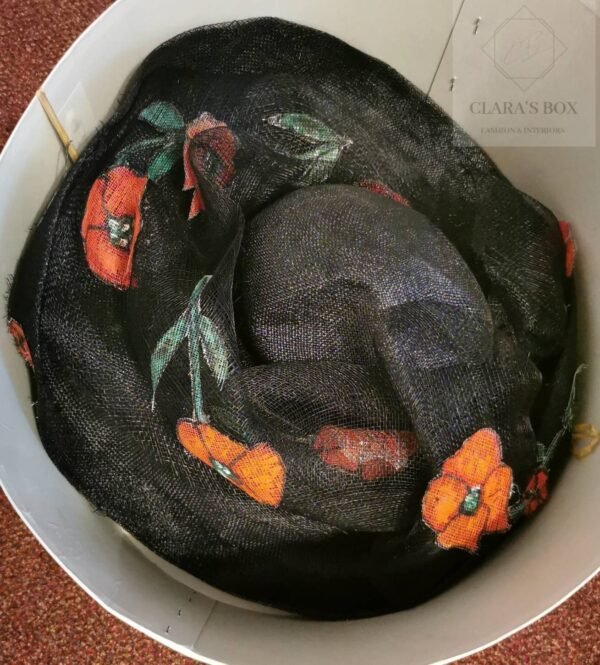 1920s raffia hat with poppies