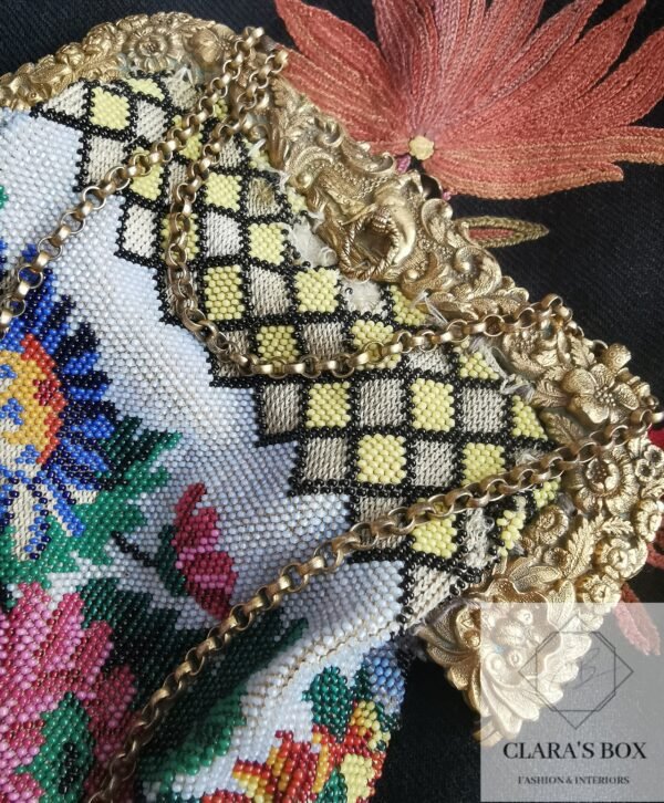 19th century beaded leather purse, Georgian, image of a hound