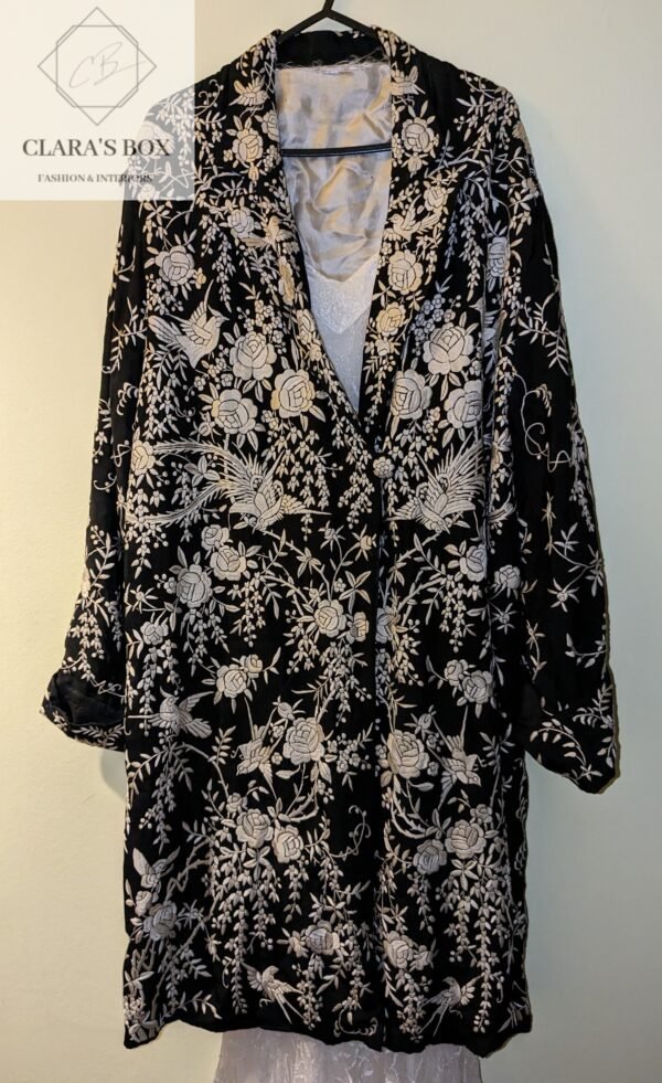 1920s Chinese embroidered coat