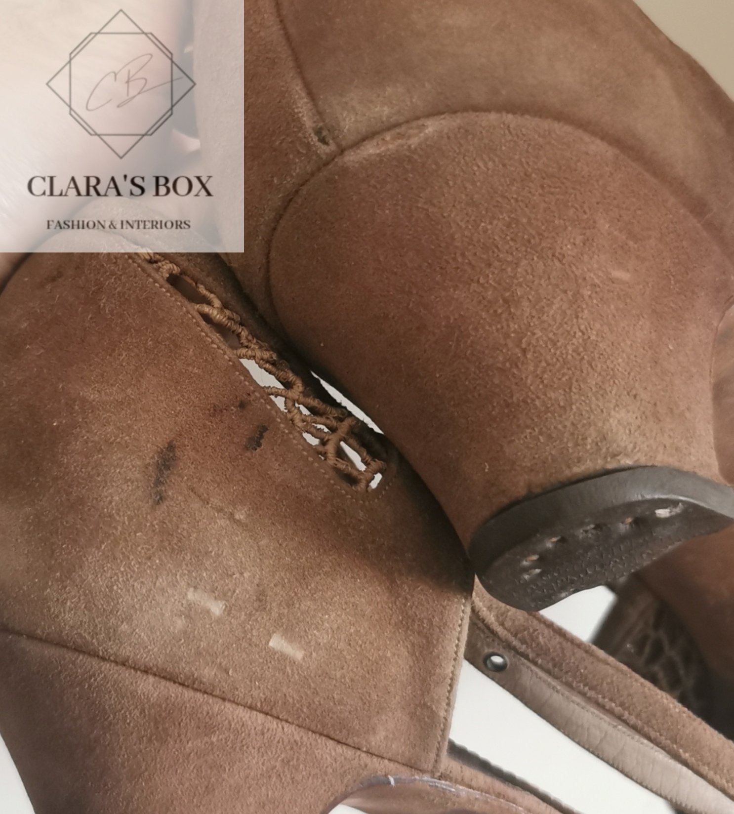 1930s cobweb suede heels, spider dress, British made - Image 6